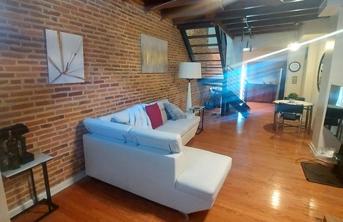 Downtown Baltimore Casa | Home Away From Home !!!