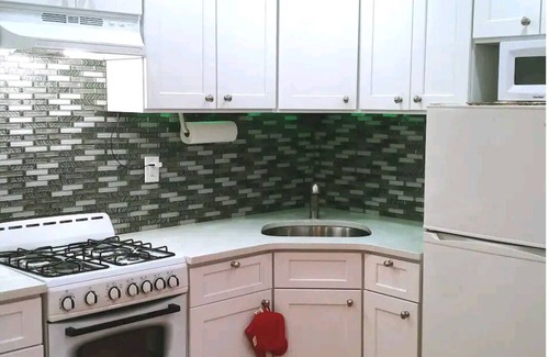 Elmont Apartamento | Home away from home