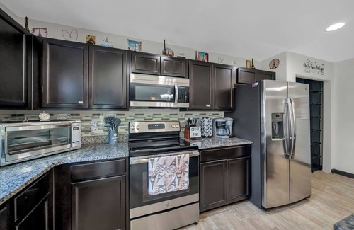 Lexington Casa | Home away from Home