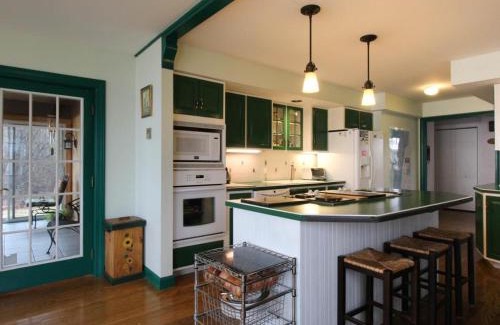 North Hero Casa | Home Away from Home