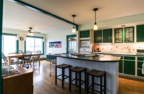 North Hero Casa | Home Away from Home