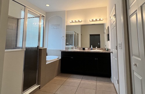 Riverview Casa | Home Away From Home