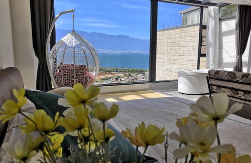 Manjiang Casa | Home Bird Garden Villa