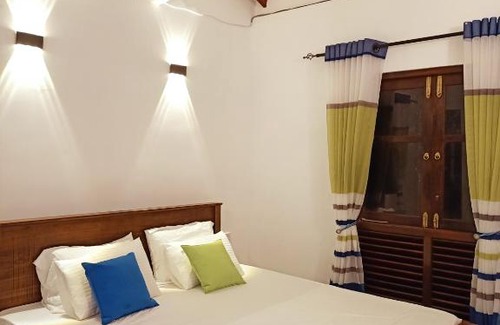 Welipitiya Villa | Home By The Creek
