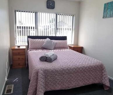 Papatoetoe Casa | Home Close to Amenities and Airport.