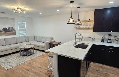 Colton Casa | Home Close to Universities, Shopping Mall, Redlands, Conventions Center