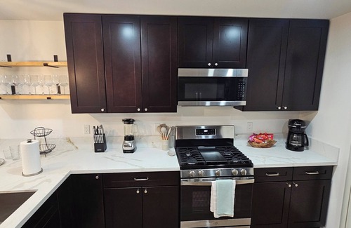 Colton Casa | Home Close to Universities, Shopping Mall, Redlands, Conventions Center
