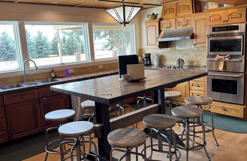 St. Anthony Casa | Home Closest to SAND DUNES ▪︎ Near West Yellowstone
