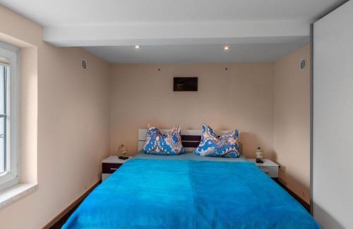 Steinbach-Hallenberg Casa | Home in Steinbach-Hallenberg, cleaning included