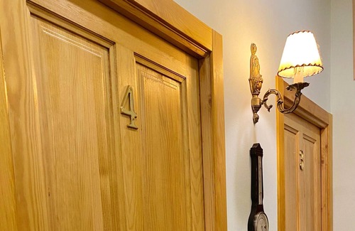 Los Palacios y Villafranca Villa | Homerez - Villa para 10 pers. con piscina y jardín en Los Palacios y Villafranca