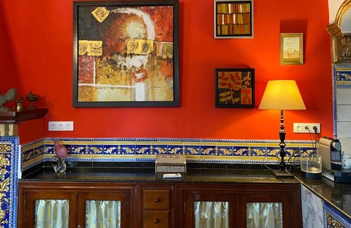 Los Palacios y Villafranca Villa | Homerez - Villa para 10 pers. con piscina y jardín en Los Palacios y Villafranca