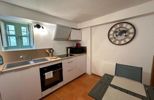 Viviers Casa | HOME ET HOLIDAY La Muscadelle