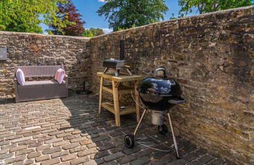 Nettleton Casa | Home Farm Byre