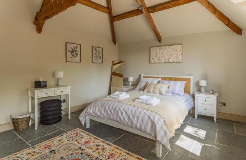 Nettleton Casa | Home Farm Byre