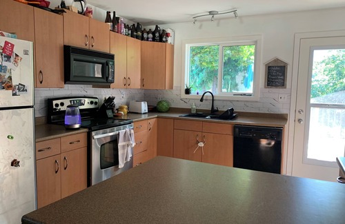 Nelson Casa | Home Feels - 3 bedroom in Nelson
