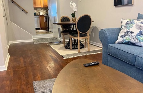 Canton Casa | Home for professionals