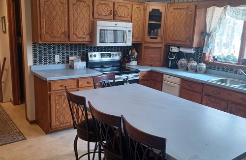 Stevens Point Casa | Home for rent during 2025 NFL Draft. 90 minute drive to Green Bay