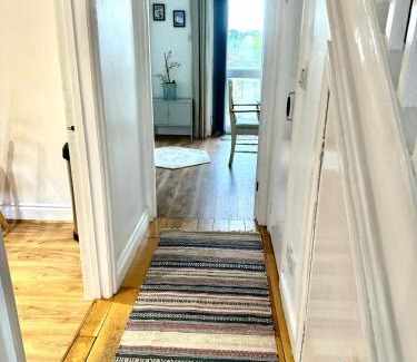 St Leonards-On-Sea Casa | Home from Home sleeps seven