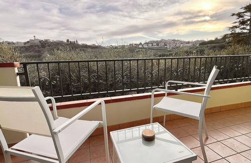 Tortoreto Apartamento | "Home from Home" with outdoor spaces for eating and relaxing, 5 minutes from the sea.