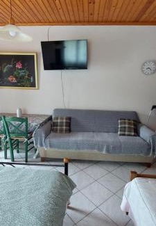 Tripoli Casa | Home garden and big parking
