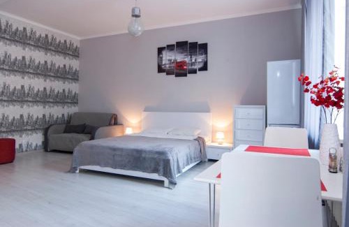 Verkhnie Misto Apartamento | Home-Hotel Apartments on Maidan Nezalezhnosti Square