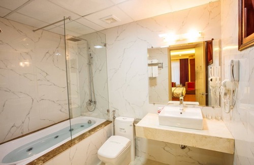 Dich Vong Hotel | Home Hotel