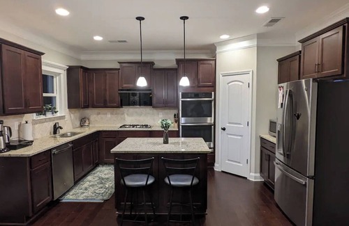 Belmont Casa | Home In Belmont - Greater Charlotte Cozy 3-bedroom house in charming Belmont