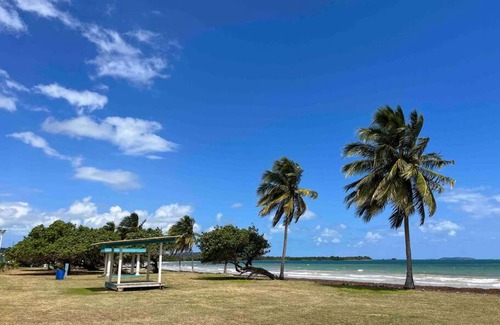 Ceiba Apartamento | Home in Ceiba near Ferry and Medio Mundo beach.