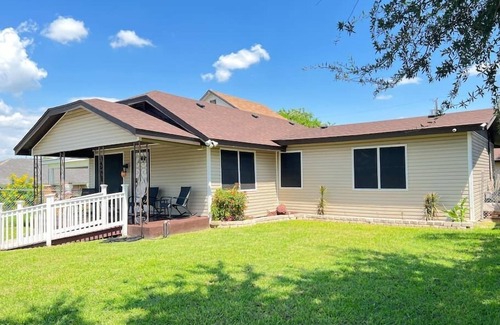 Weslaco Casa | 4Bd Family Home Next To Expressway And Near Everything