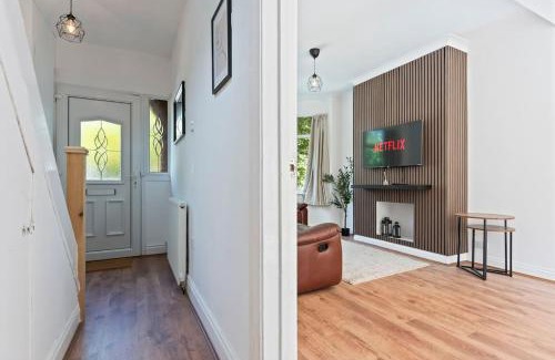 Great Barr Casa | Home in Great Barr by Halo
