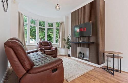 Great Barr Casa | Home in Great Barr by Halo