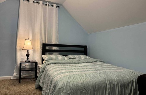 North Versailles Casa | Home in greater Pittsburgh, 3 Bed 1 Bath