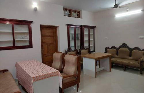 Guruvayur Casa | Home in Guruvayur-3 Bedroom(1AC)+Living+Kitch