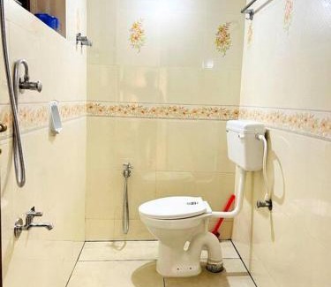 Guruvayur Casa | Home in Guruvayur-3 Bedroom(1AC)+Living+Kitch