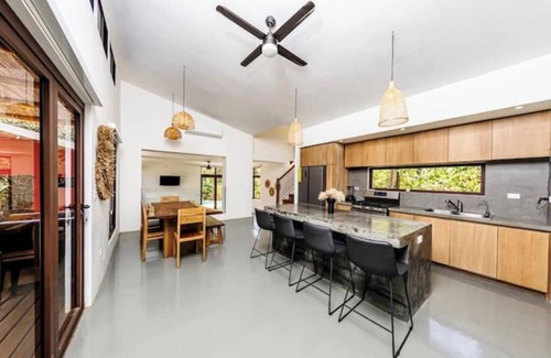 Playa Colorado Casa | Home In Hacienda Iguana, walk to the beach