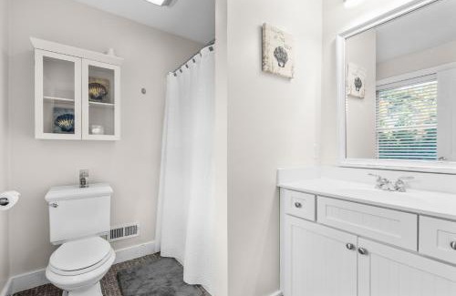 Oak Bluffs Casa | Home in Oak Bluffs