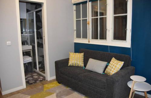 Porte-Dauphine Casa | Home in Paris Eiffel Tower & Champs Elysees