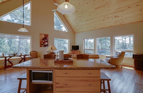 Angel Fire Casa | Home in the Woods with a Spacious Deck