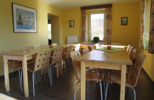 Petit-Thier Casa | Home in Vielsalm with Sauna