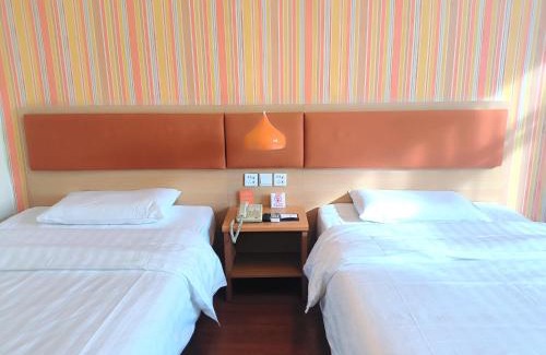 Xiaoxitian Hotel | Home Inn Beijing Xiaoxitian