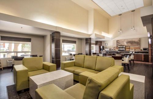 Regina Apartamento | Home Inn & Suites Regina East