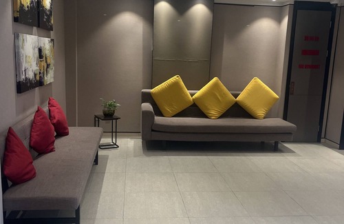 Pudong Hotel | Home Inns Collection Hotel
