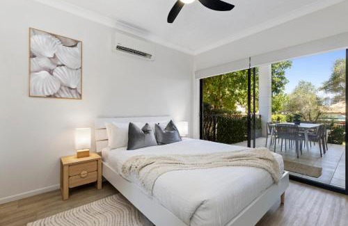 South Brisbane Apartamento | Home-like Garden Apartment