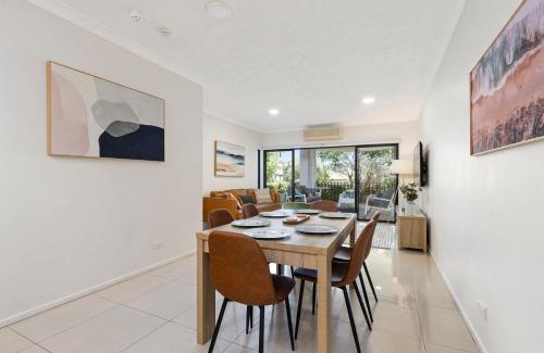 South Brisbane Apartamento | Home-like Garden Apartment