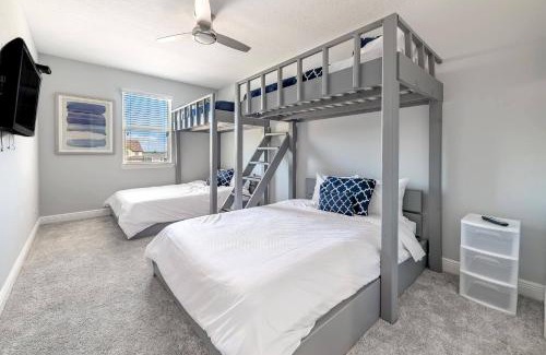 West Haven Casa | Home Near Disney Area-Sleeps 14 Guest