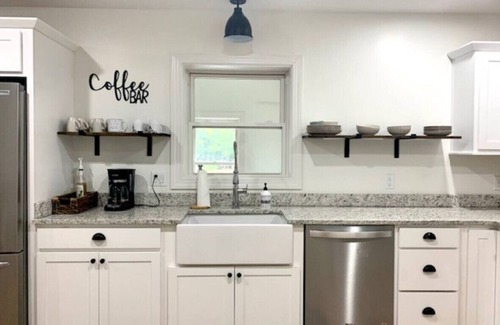 Prosperity Casa | Home Near Dreher Isl w/ Lake Access, Pool, Bocce Court, Kayaks, Sups