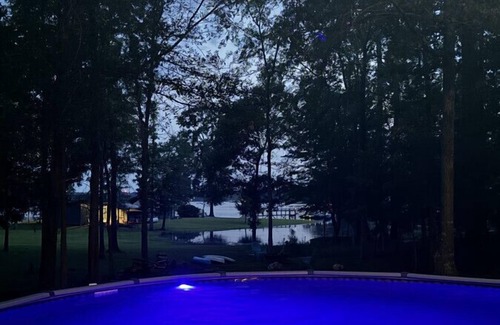 Prosperity Casa | Home Near Dreher Isl w/ Lake Access, Pool, Bocce Court, Kayaks, Sups