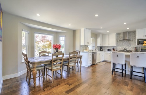 Santa Rosa Casa | Home near Sonoma with pool & hot tub
