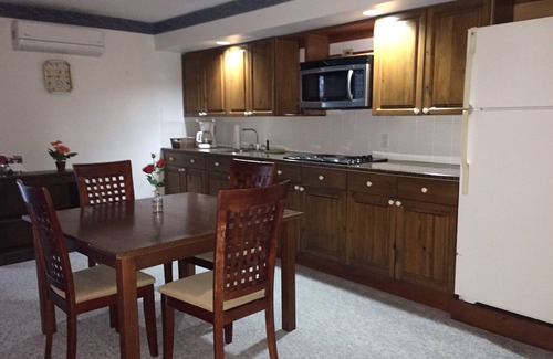 Leeds and the Thousand Islands Cabaña | Directamente en St. Lawrence, con playa privada y atraque GRATUITO para botes y WIFI.