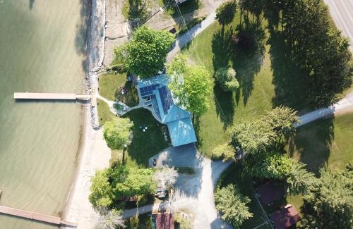 Leeds and the Thousand Islands Casa | Home of Thousand Islands